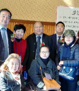 수상 단체사진.jpg